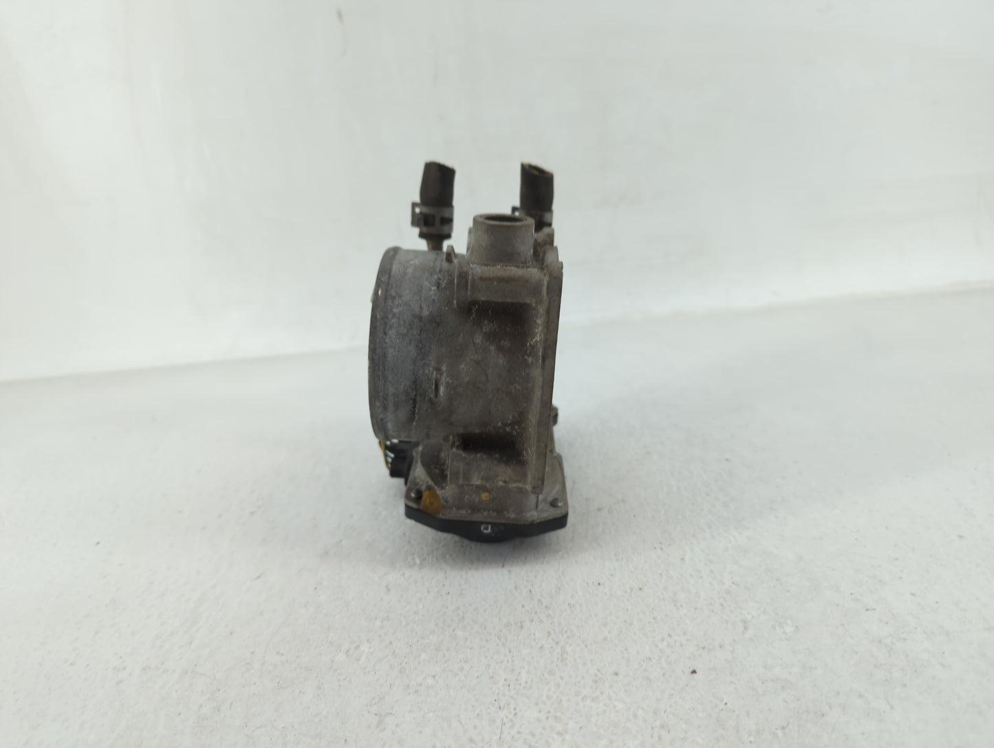 2005-2018 Toyota Avalon Throttle Body P/N:22030-0P050 Fits OEM Used Auto Parts - Oemusedautoparts1.com