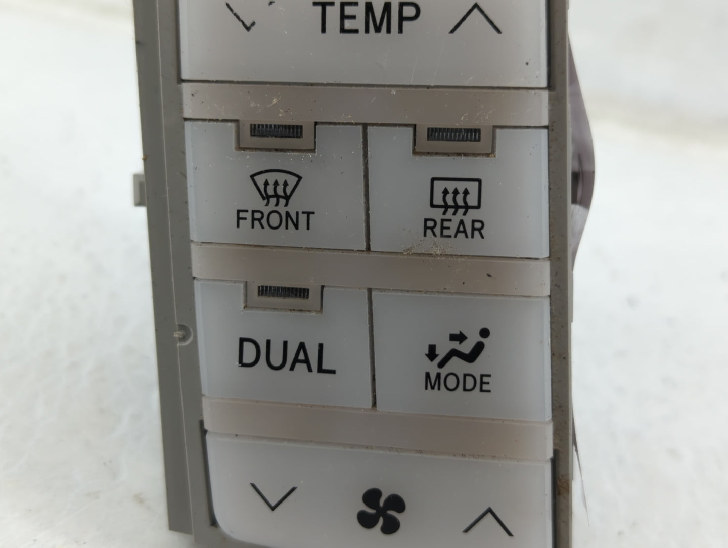 2005-2010 Toyota Avalon Climate Control Module Temperature AC/Heater Replacement P/N:55900-07160 55900-07170 Fits OEM Used A