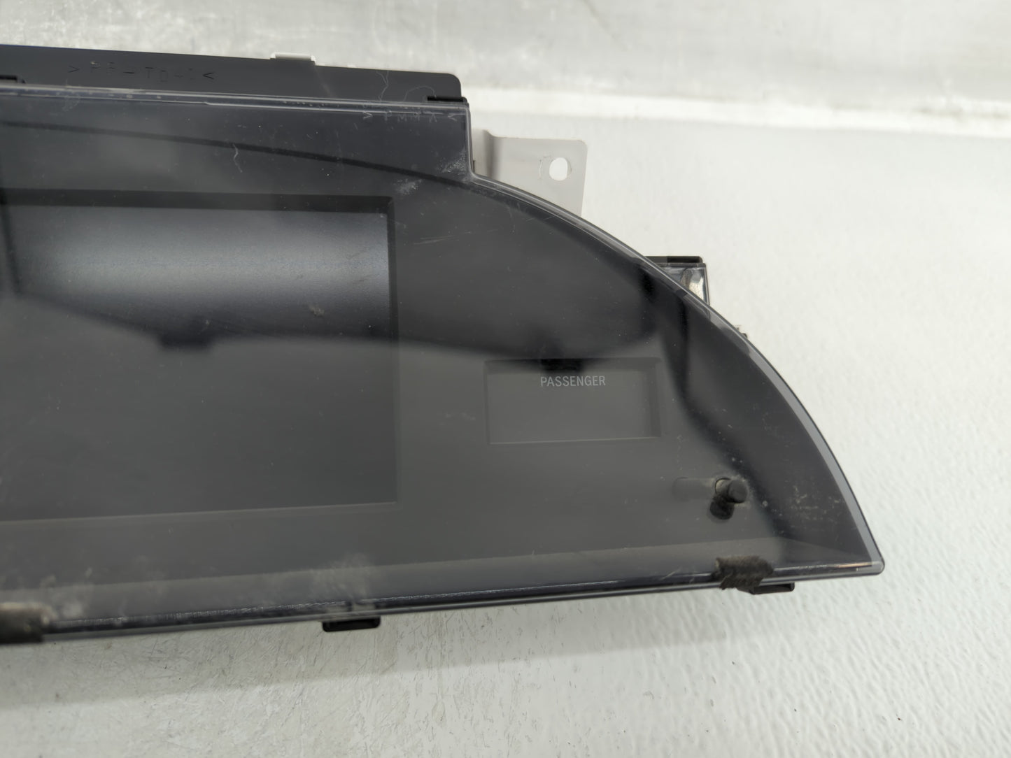 2005-2007 Toyota Avalon Information Display Screen - Oemusedautoparts1.com
