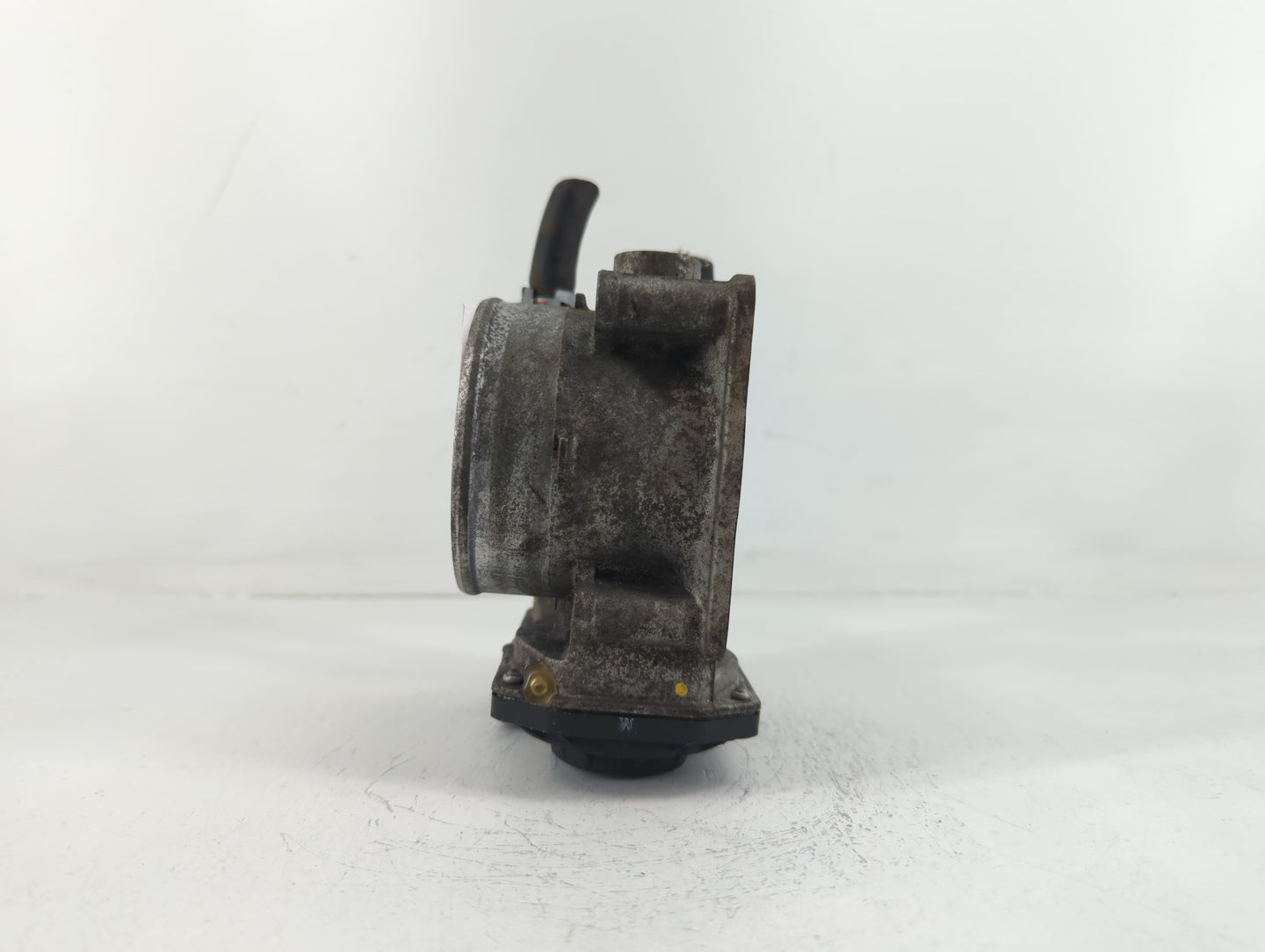 2005-2018 Toyota Avalon Throttle Body P/N:22030-0P050 Fits OEM Used Auto Parts - Oemusedautoparts1.com