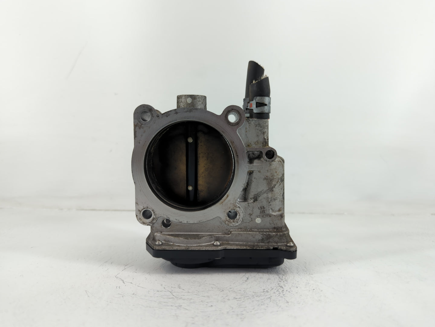 2005-2018 Toyota Avalon Throttle Body P/N:22030-0P050 Fits OEM Used Auto Parts - Oemusedautoparts1.com