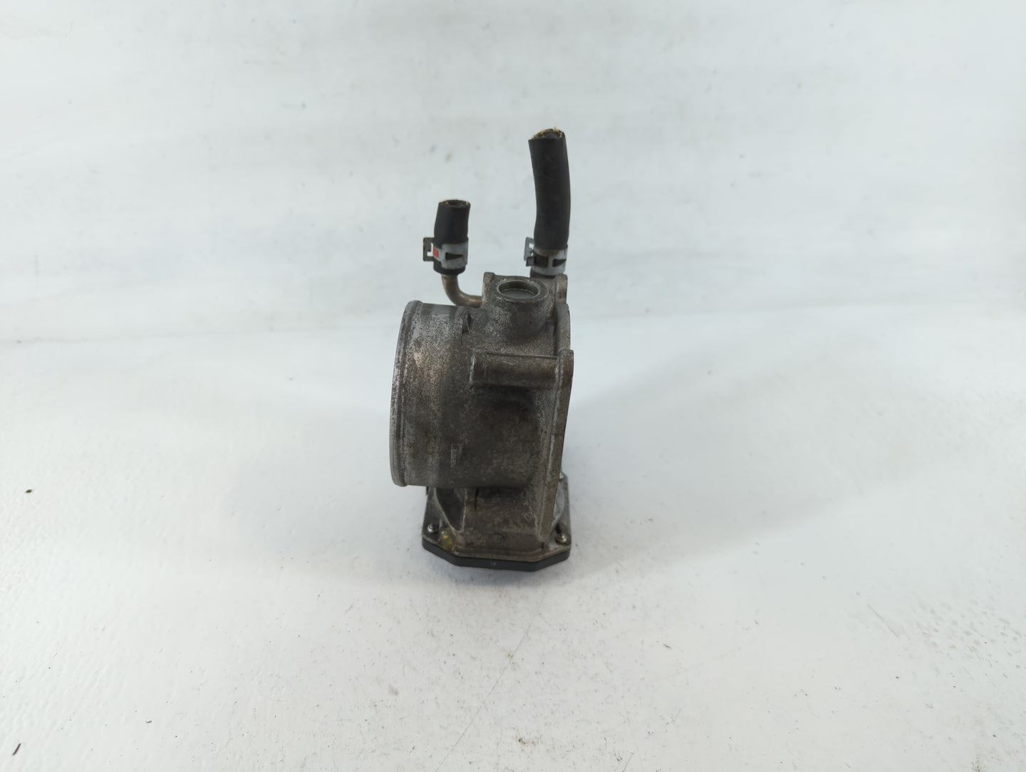 2005-2018 Toyota Avalon Throttle Body P/N:22030-0P050
7E10 00604 Fits OEM Used Auto Parts - Oemusedautoparts1.com