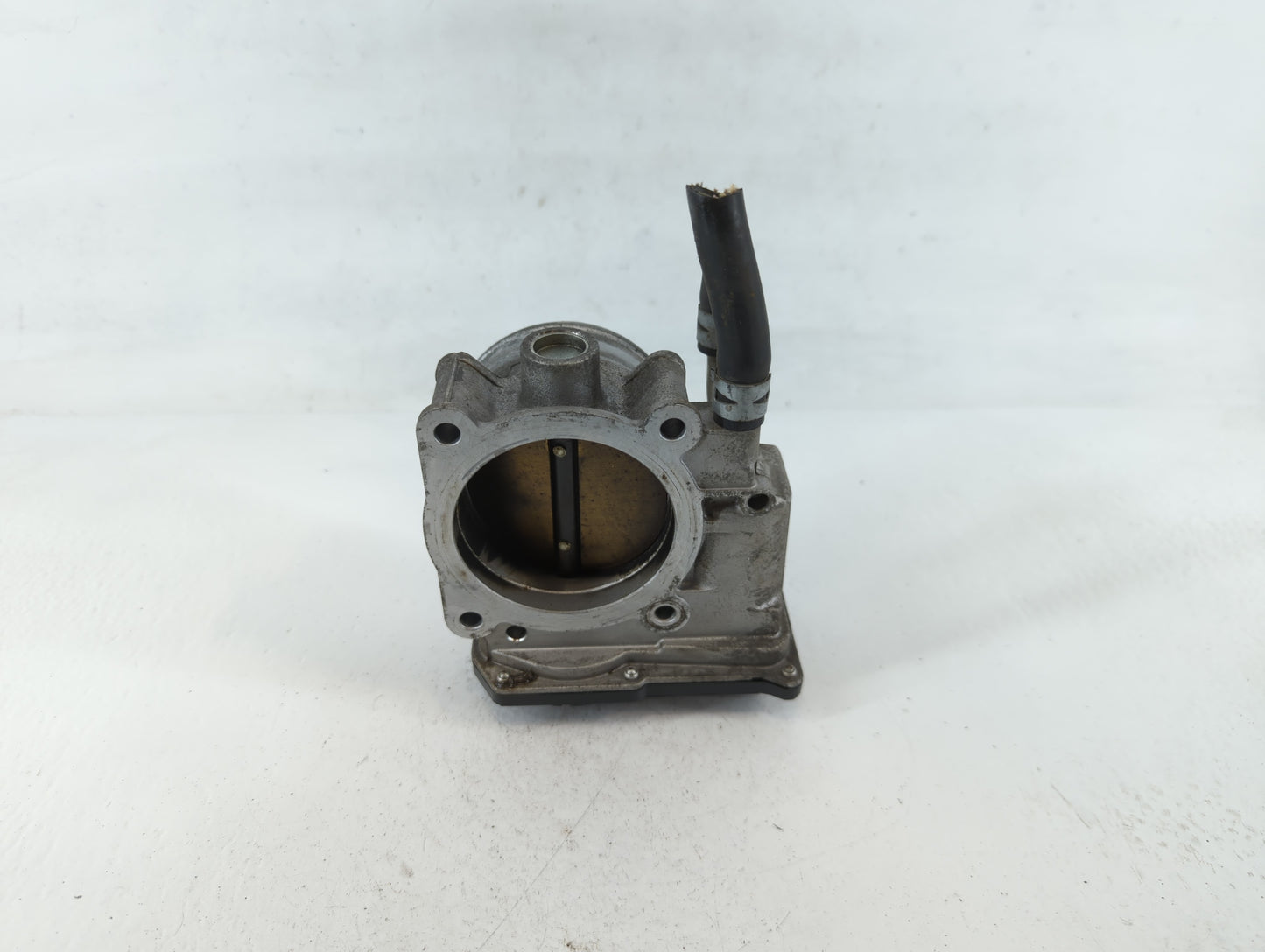2005-2018 Toyota Avalon Throttle Body P/N:22030-0P050
7E10 00604 Fits OEM Used Auto Parts - Oemusedautoparts1.com