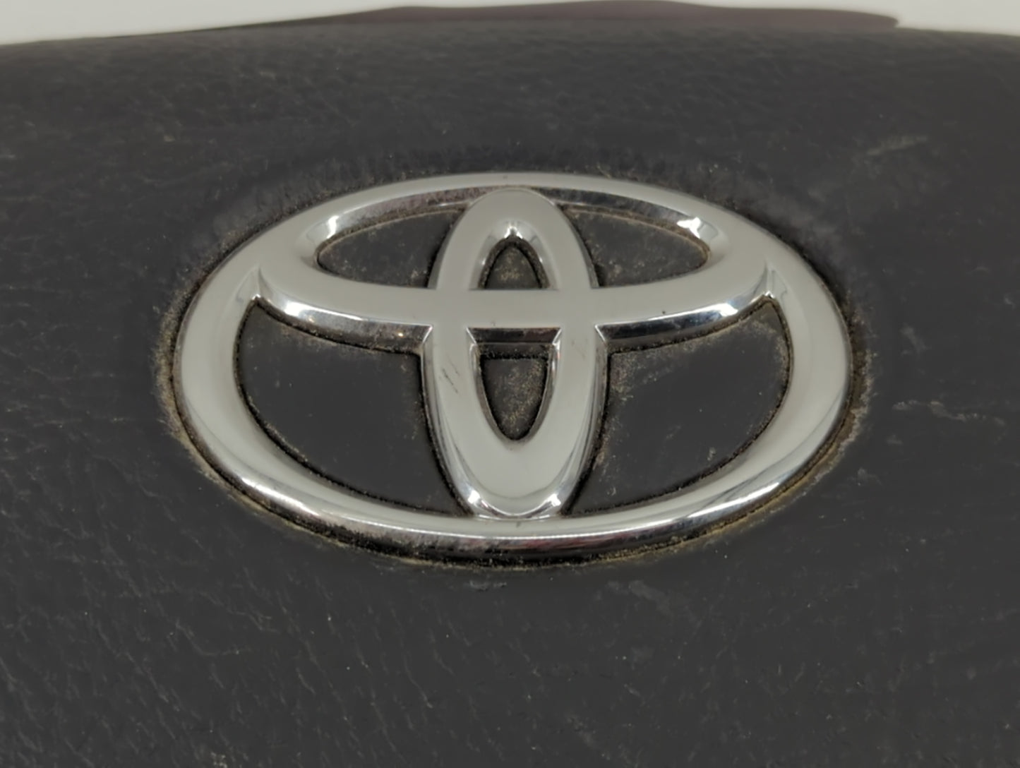 2005-2012 Toyota Avalon Air Bag Driver Left Steering Wheel Mounted P/N:TRB TY7 3E FFF Fits OEM Used Auto Parts - Oemusedauto