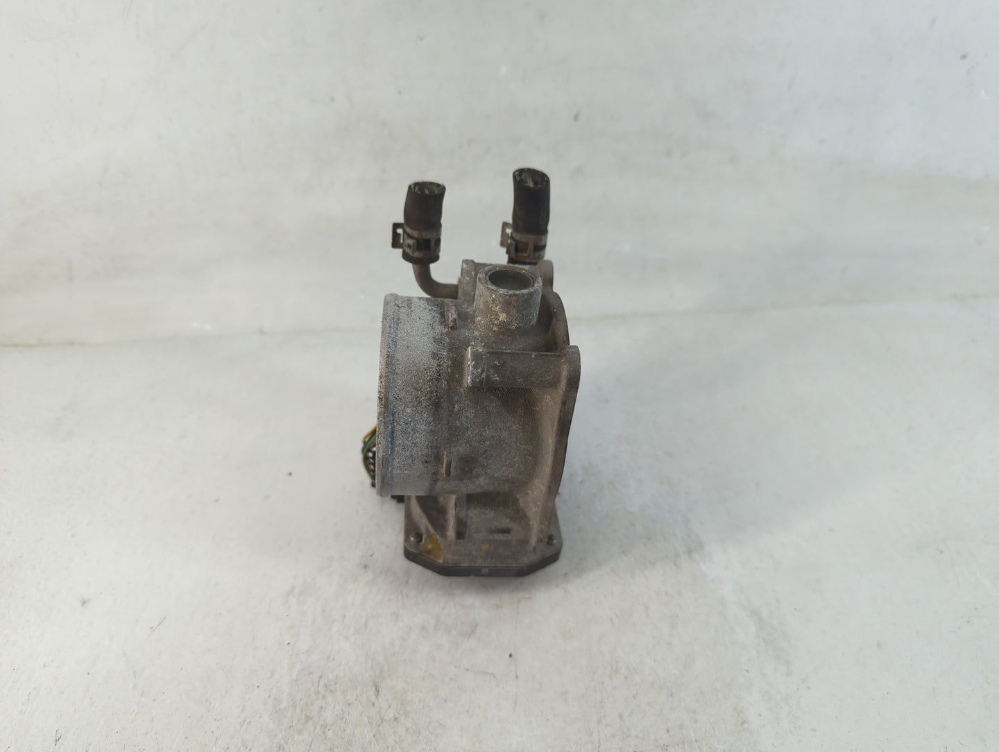 2005-2018 Toyota Avalon Throttle Body P/N:22030-0P050 Fits OEM Used Auto Parts - Oemusedautoparts1.com