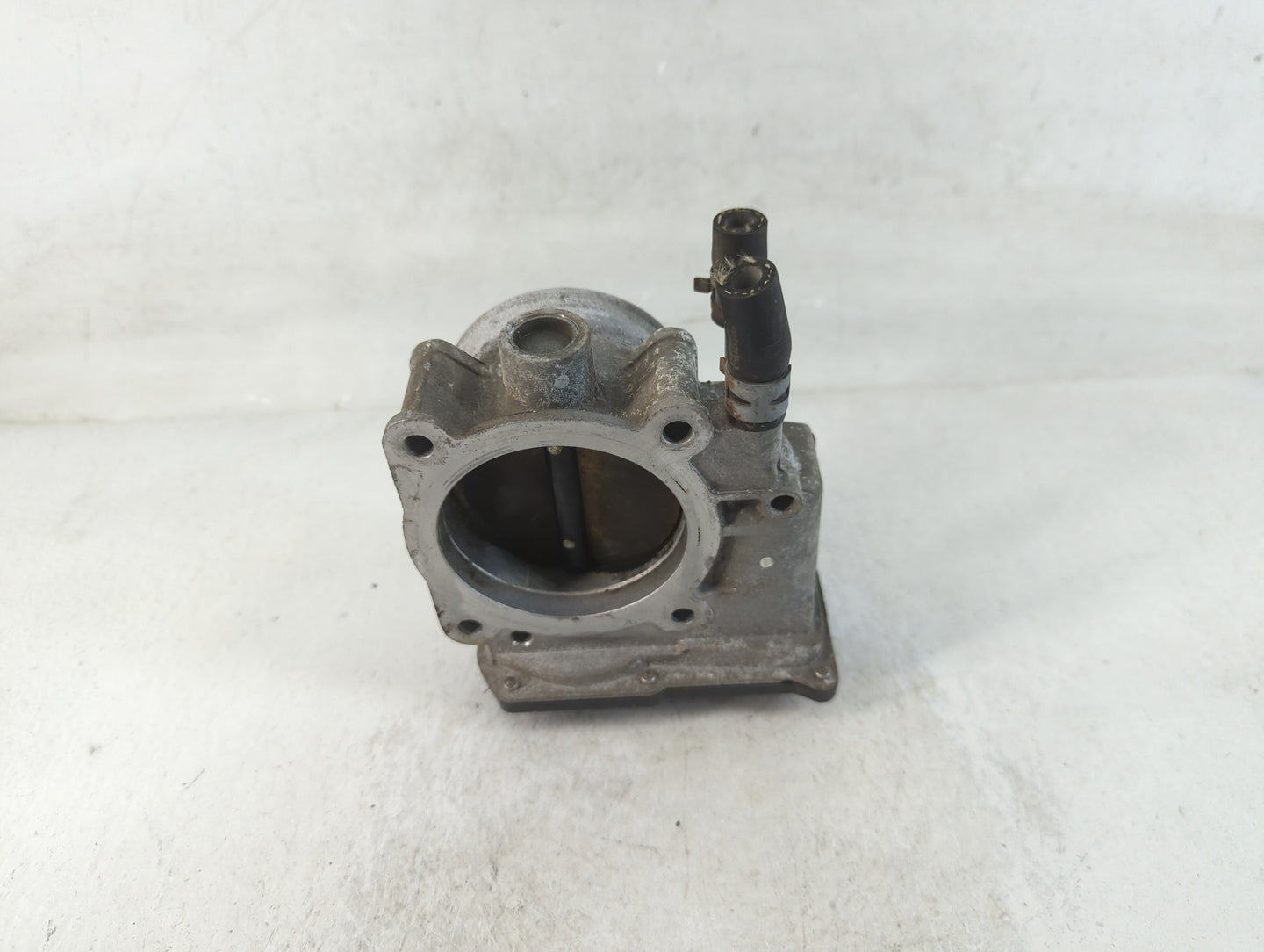 2005-2018 Toyota Avalon Throttle Body P/N:22030-0P050 Fits OEM Used Auto Parts - Oemusedautoparts1.com