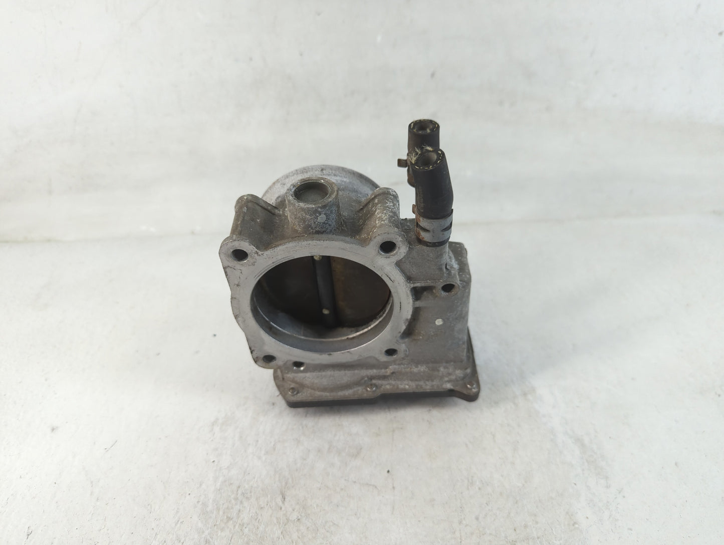 2005-2018 Toyota Avalon Throttle Body P/N:22030-0P050 Fits OEM Used Auto Parts - Oemusedautoparts1.com