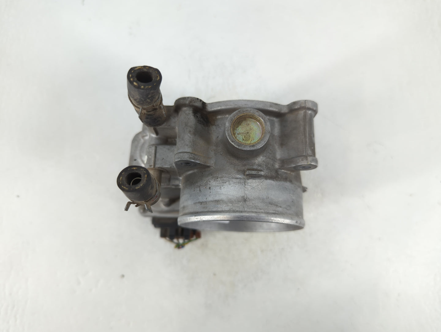 2005-2018 Toyota Avalon Throttle Body P/N:22030-0P050 Fits OEM Used Auto Parts - Oemusedautoparts1.com