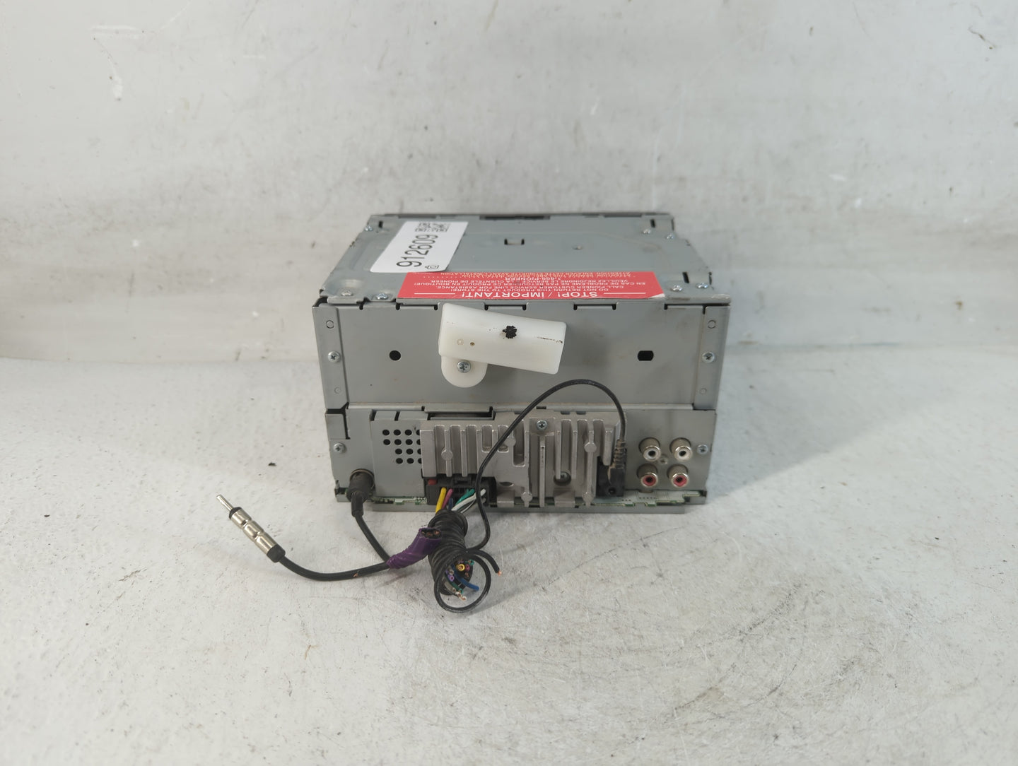 2005-2007 Toyota Avalon Radio AM FM Cd Player Receiver Replacement P/N:FH-S501BT Fits Fits 2005 2006 2007 OEM Used Auto Part