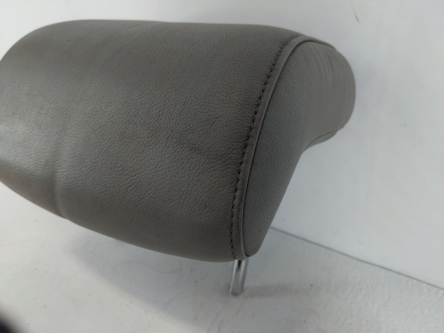2007 Toyota Camry Headrest Head Rest Rear Seat Fits OEM Used Auto Parts - Oemusedautoparts1.com
