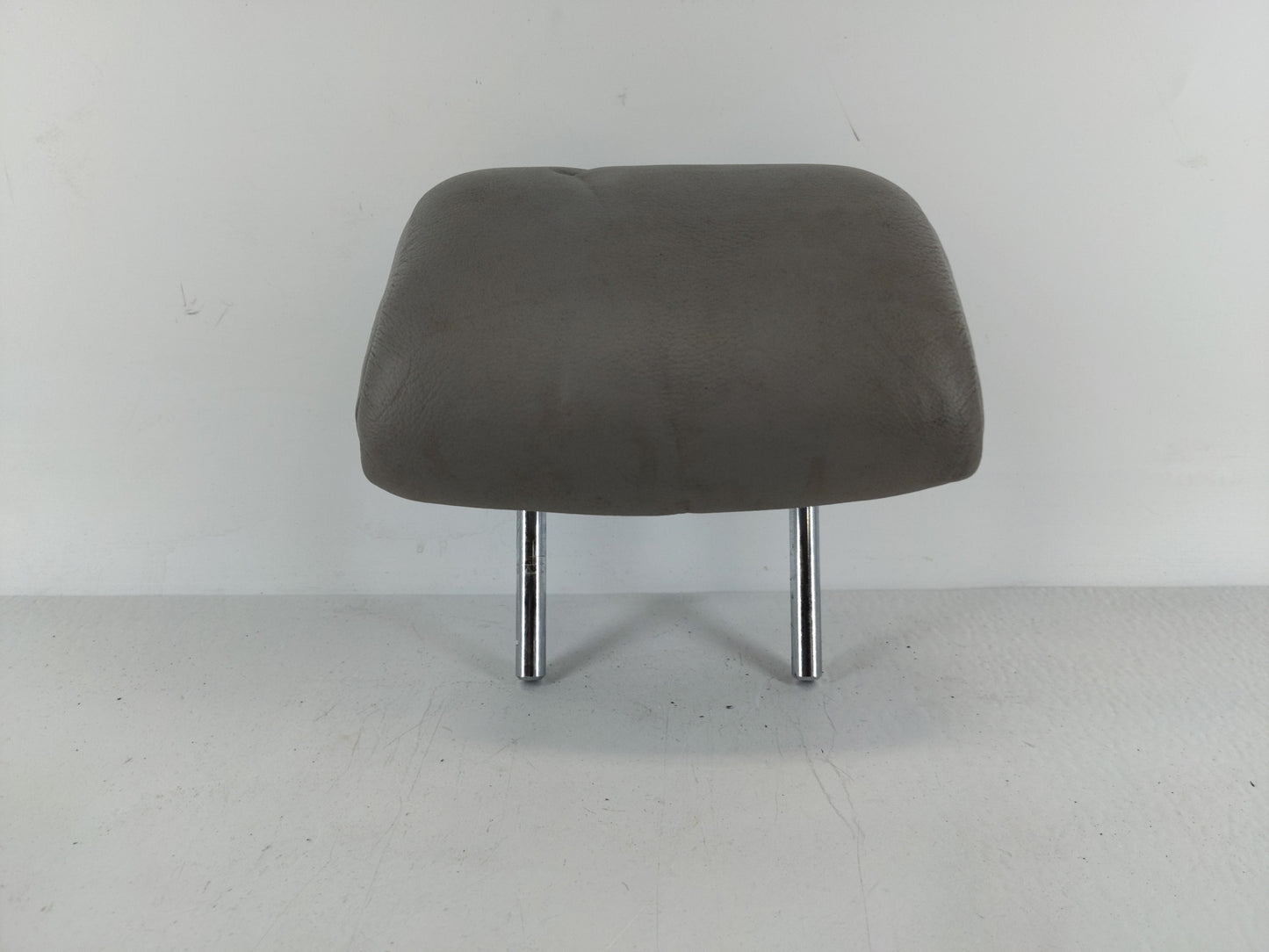 2007 Toyota Camry Headrest Head Rest Rear Center Seat Fits OEM Used Auto Parts - Oemusedautoparts1.com