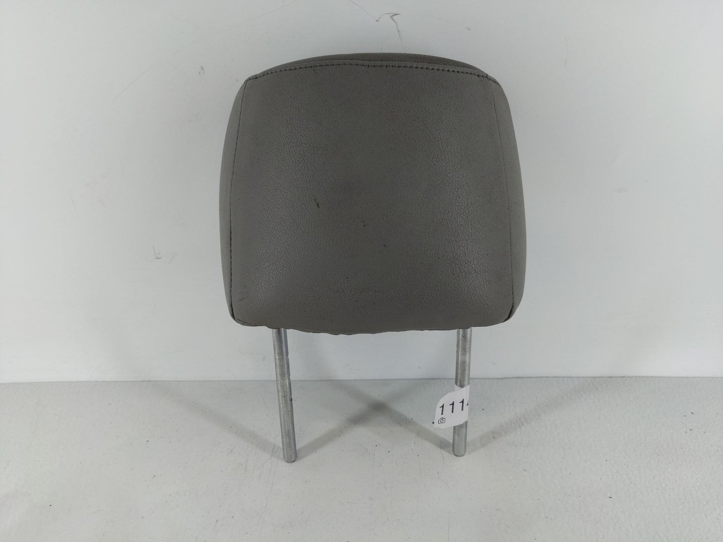 2007-2009 Toyota Camry Headrest Head Rest Front Driver Passenger Seat Fits Fits 2007 2008 2009 OEM Used Auto Parts - Oemused