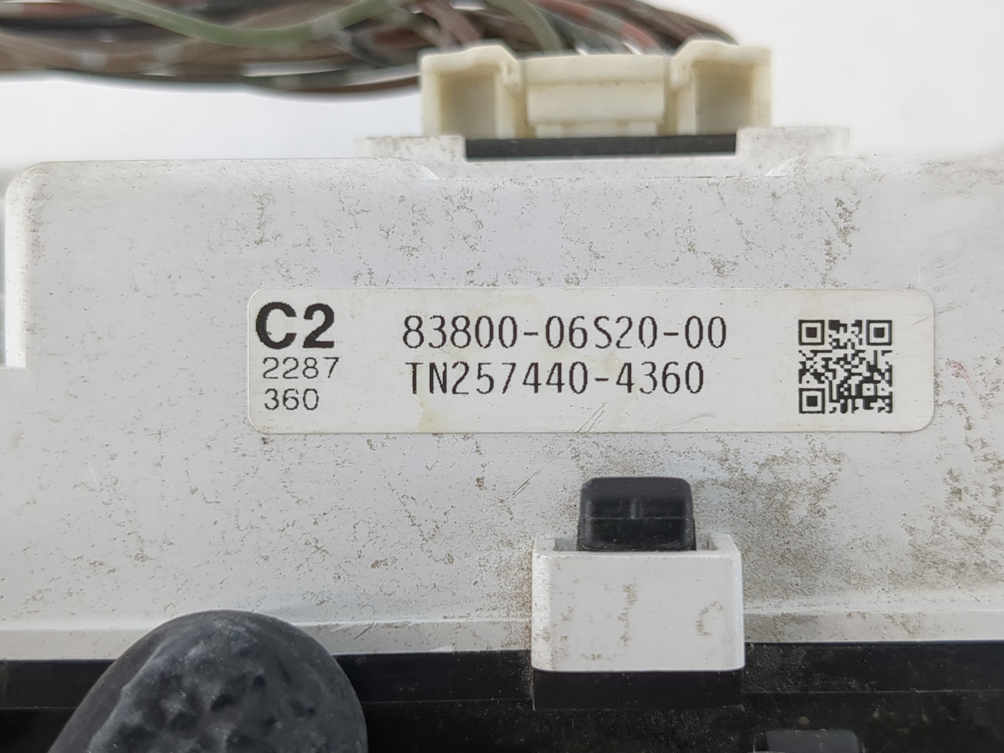 2007-2009 Toyota Camry Instrument Cluster Speedometer Gauges P/N:83800-06S20 Fits Fits 2007 2008 2009 OEM Used Auto Parts - 