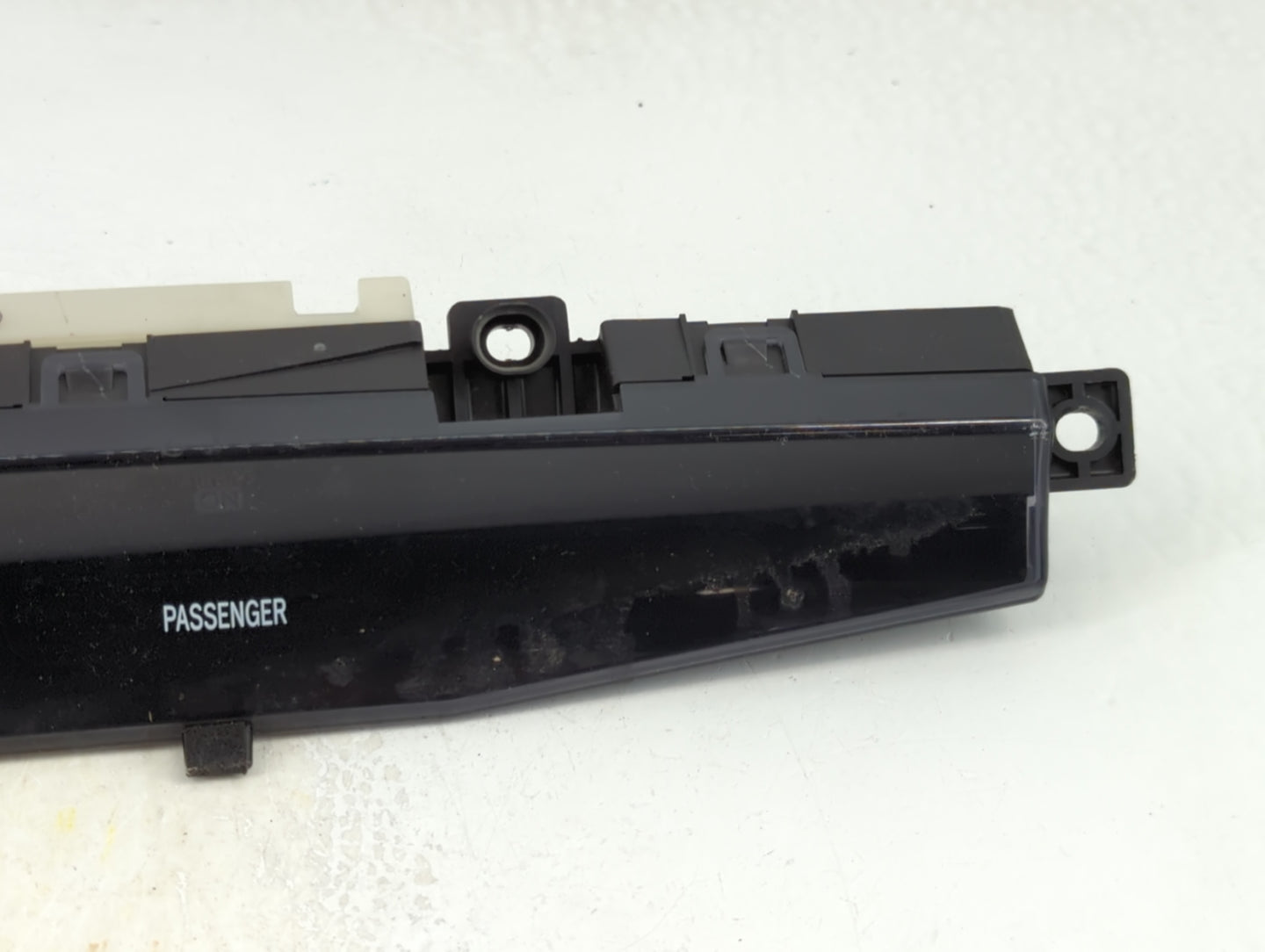2007 Toyota Camry Upper Dash Defroster Panel Clock Security - Oemusedautoparts1.com