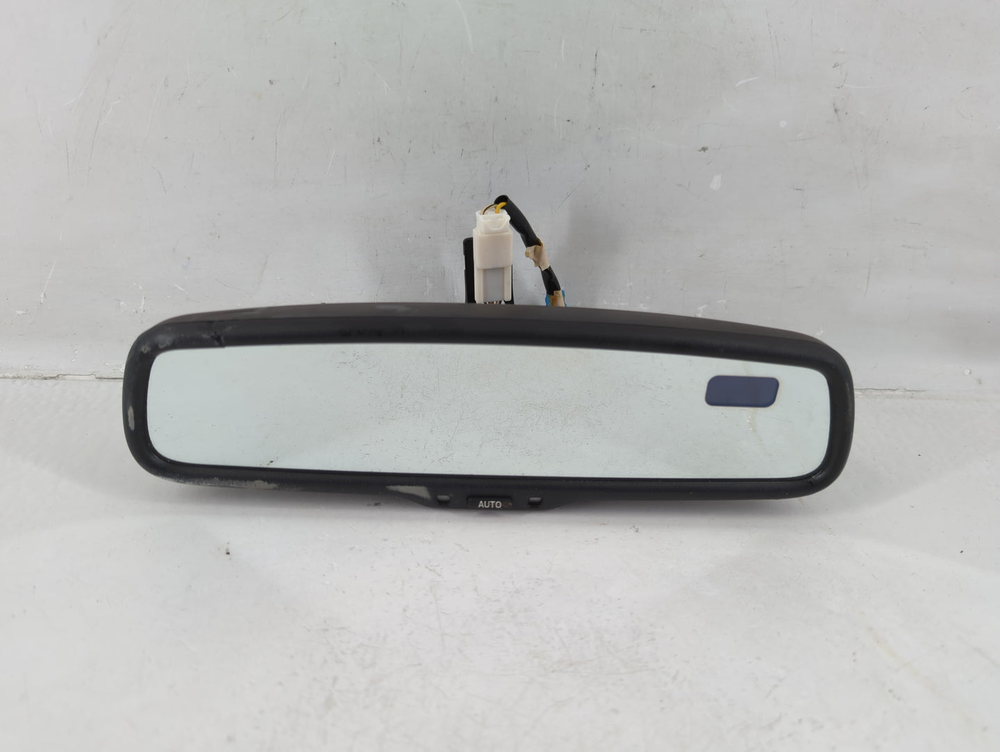 2007-2012 Toyota Camry Interior Rear View Mirror Replacement OEM P/N:E11015899 Fits OEM Used Auto Parts - Oemusedautoparts1.
