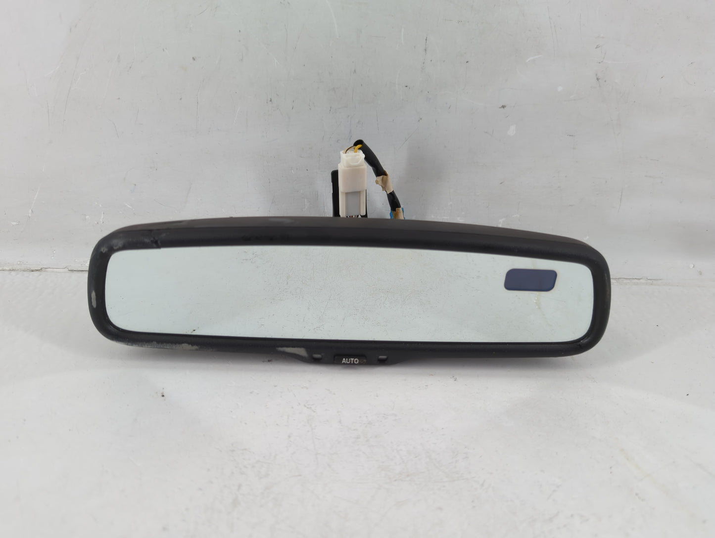 2007-2012 Toyota Camry Interior Rear View Mirror Replacement OEM P/N:E11015899 Fits OEM Used Auto Parts - Oemusedautoparts1.