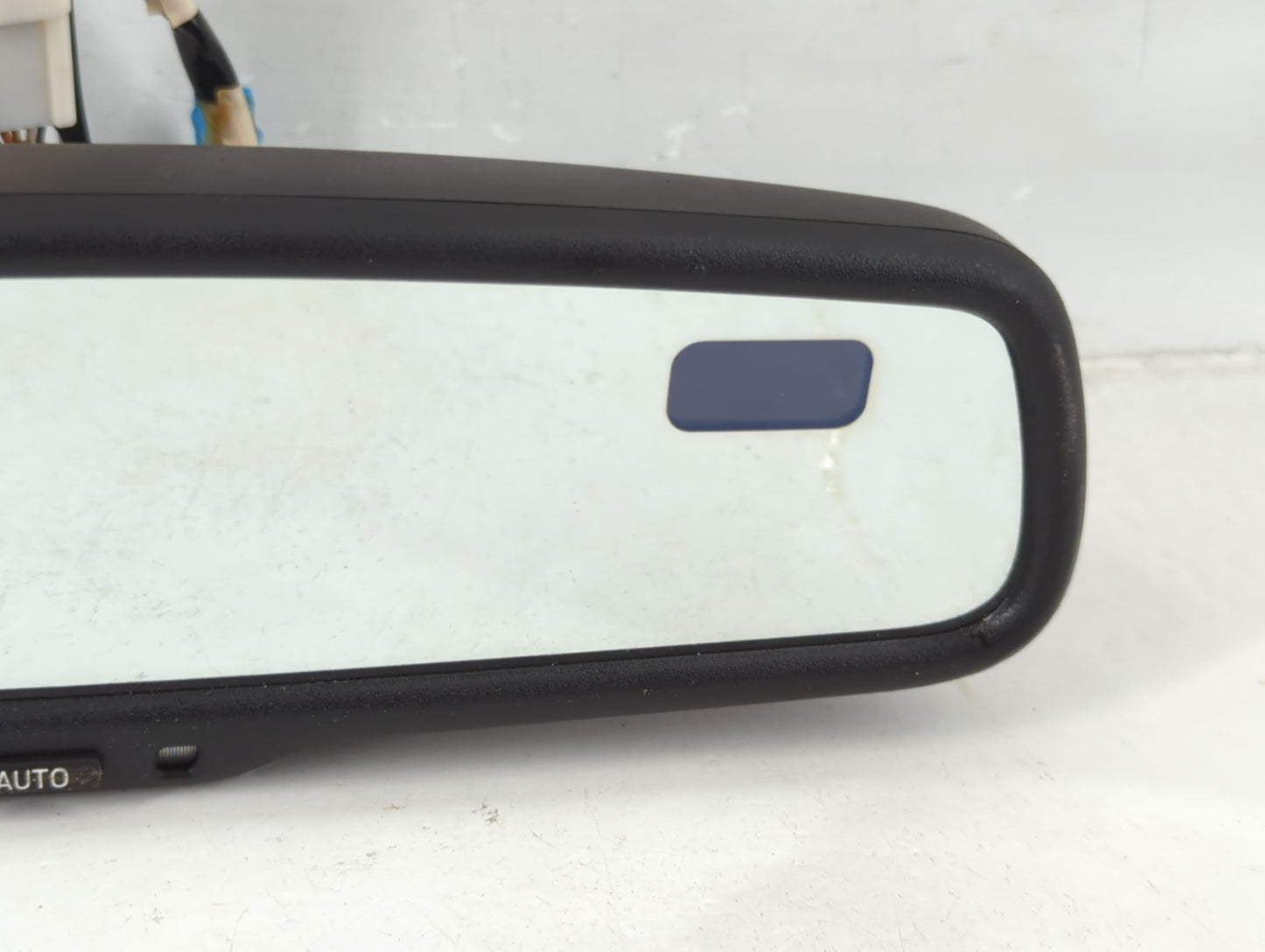 2007-2012 Toyota Camry Interior Rear View Mirror Replacement OEM P/N:E11015899 Fits OEM Used Auto Parts - Oemusedautoparts1.