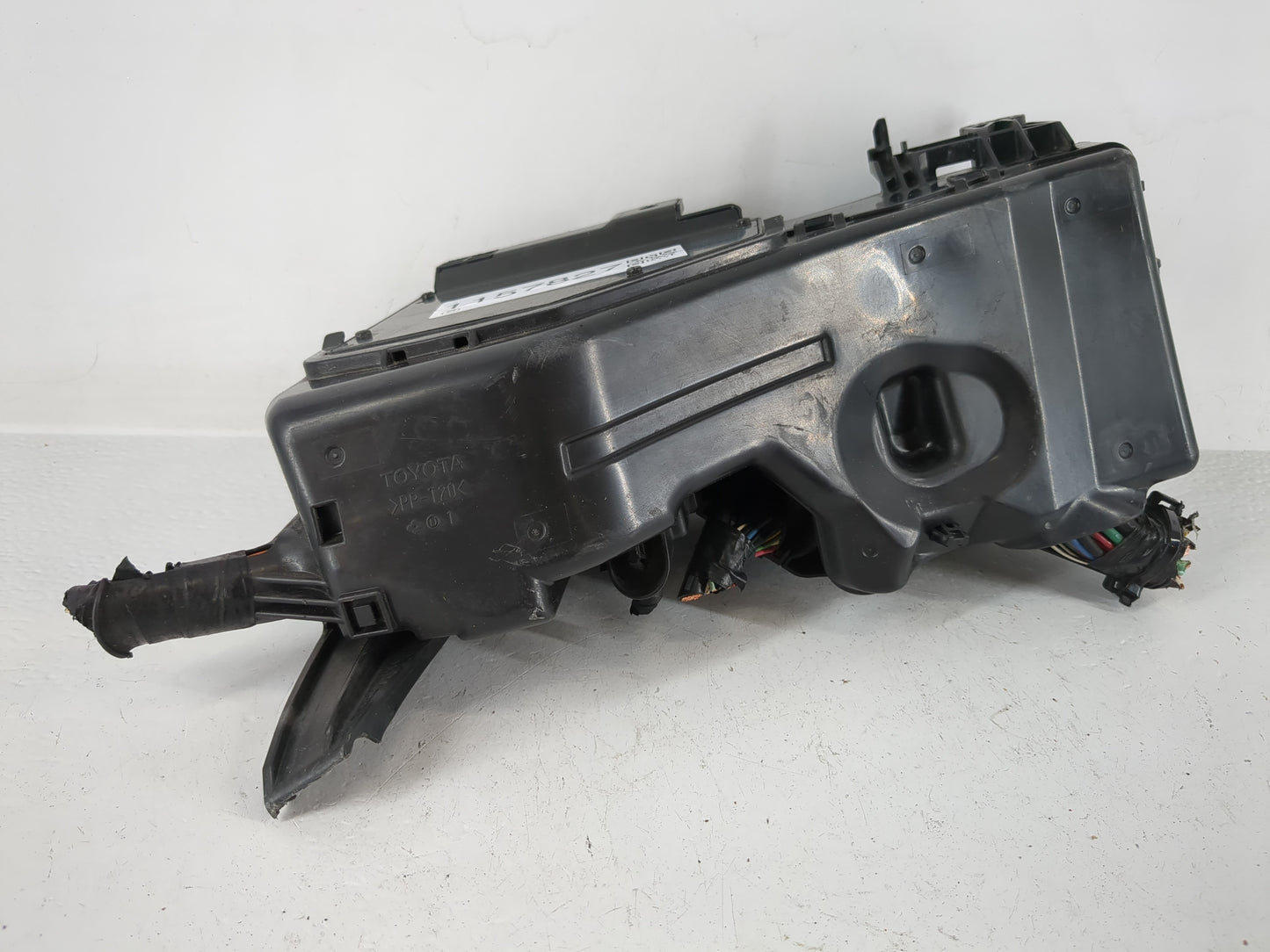 2007-2009 Toyota Camry Fusebox Fuse Box Panel Relay Module P/N:82720-06090 Fits Fits 2007 2008 2009 OEM Used Auto Parts - Oe
