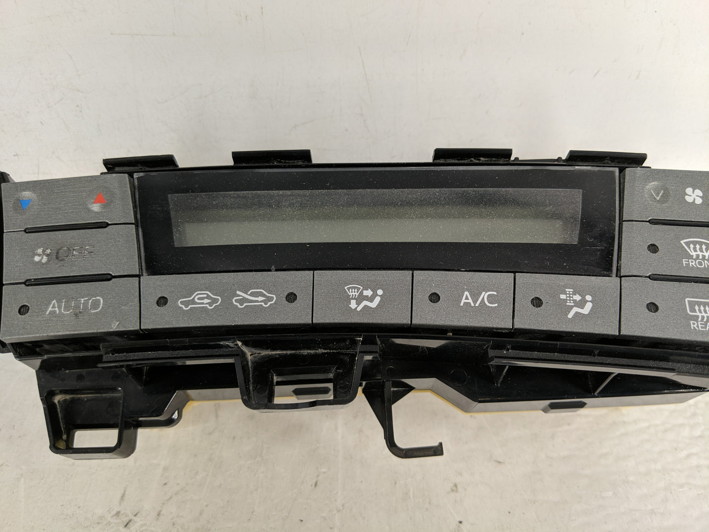 2007 Toyota Camry Climate Control Module Temperature AC/Heater Replacement Fits OEM Used Auto Parts - Oemusedautoparts1.com