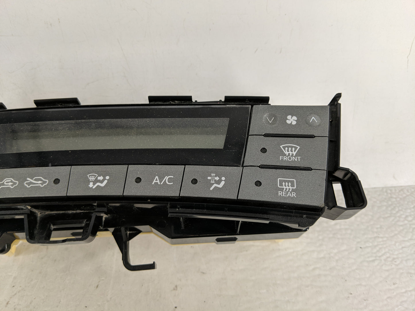 2007 Toyota Camry Climate Control Module Temperature AC/Heater Replacement Fits OEM Used Auto Parts - Oemusedautoparts1.com