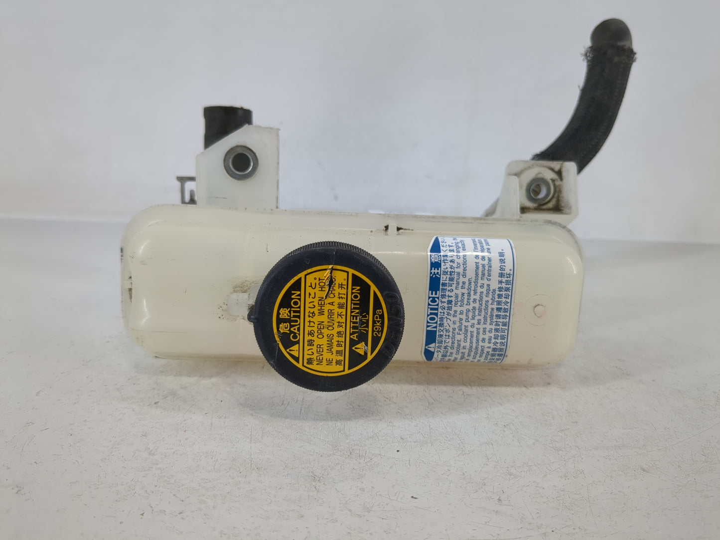 2007-2011 Toyota Camry Radiator Coolant Overflow Expansion Tank Bottle - Oemusedautoparts1.com
