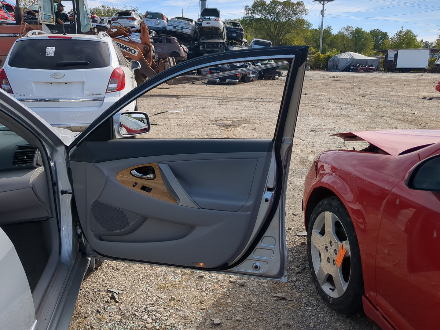 2007-2011 Toyota Camry Passenger Front Door Oem - Oemusedautoparts1.com