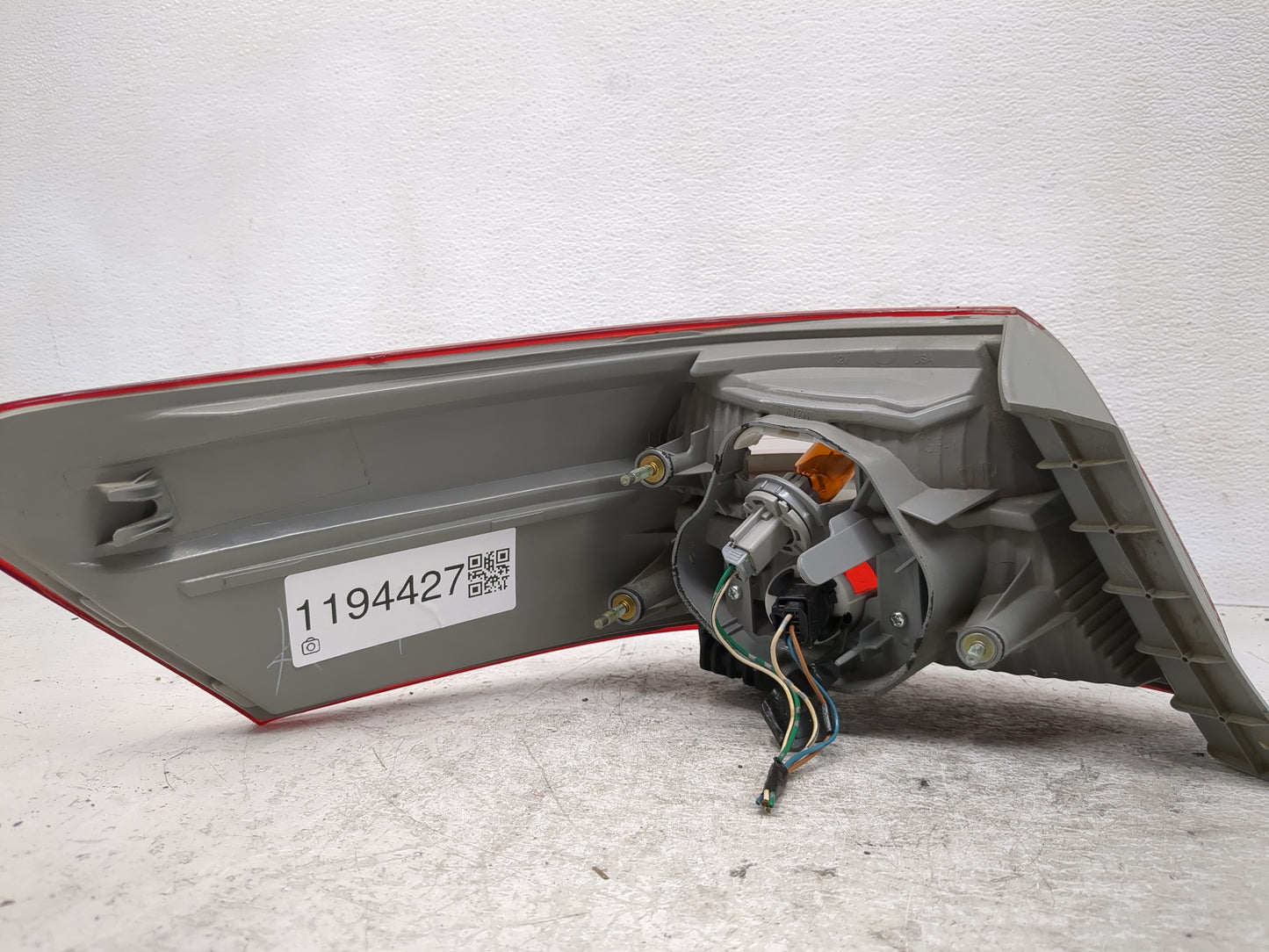 2007-2009 Toyota Camry Tail Light Assembly Passenger Right OEM Fits Fits 2007 2008 2009 OEM Used Auto Parts - Oemusedautopar