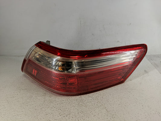 2007-2009 Toyota Camry Tail Light Assembly Passenger Right OEM Fits Fits 2007 2008 2009 OEM Used Auto Parts - Oemusedautopar