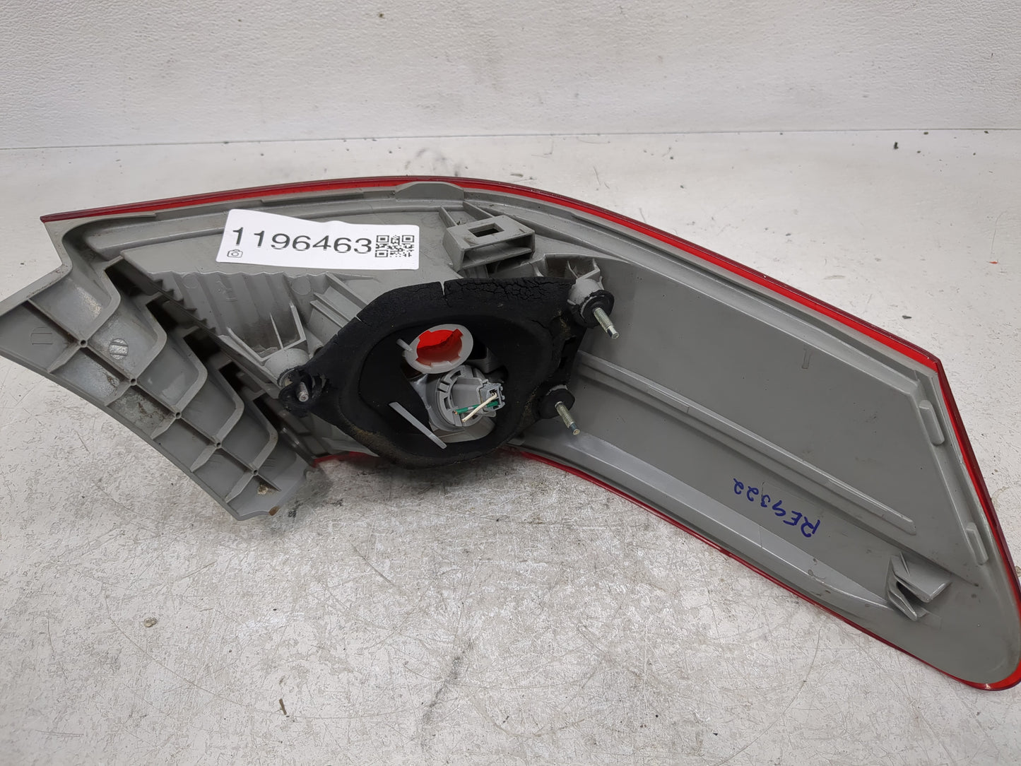 2007-2009 Toyota Camry Tail Light Assembly Passenger Right OEM Fits Fits 2007 2008 2009 OEM Used Auto Parts - Oemusedautopar