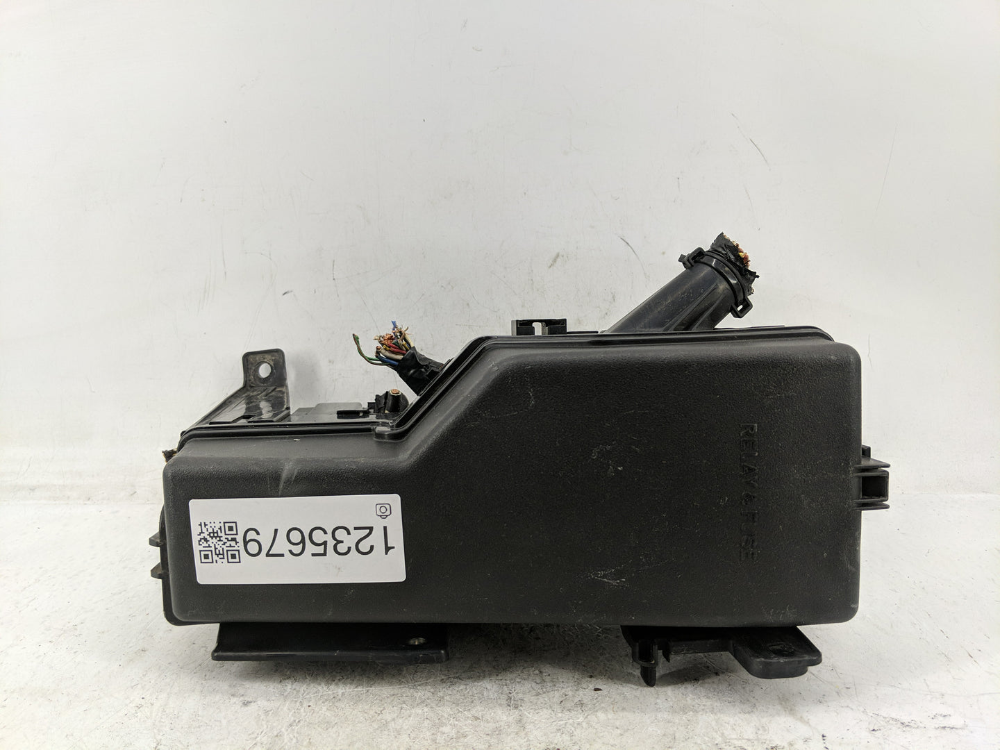 2007-2009 Toyota Camry Fusebox Fuse Box Panel Relay Module P/N:82720-06091 Fits Fits 2007 2008 2009 OEM Used Auto Parts - Oe