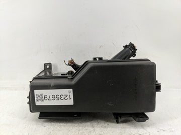 2007-2009 Toyota Camry Fusebox Fuse Box Panel Relay Module P/N:82720-06091 Fits Fits 2007 2008 2009 OEM Used Auto Parts - Oe