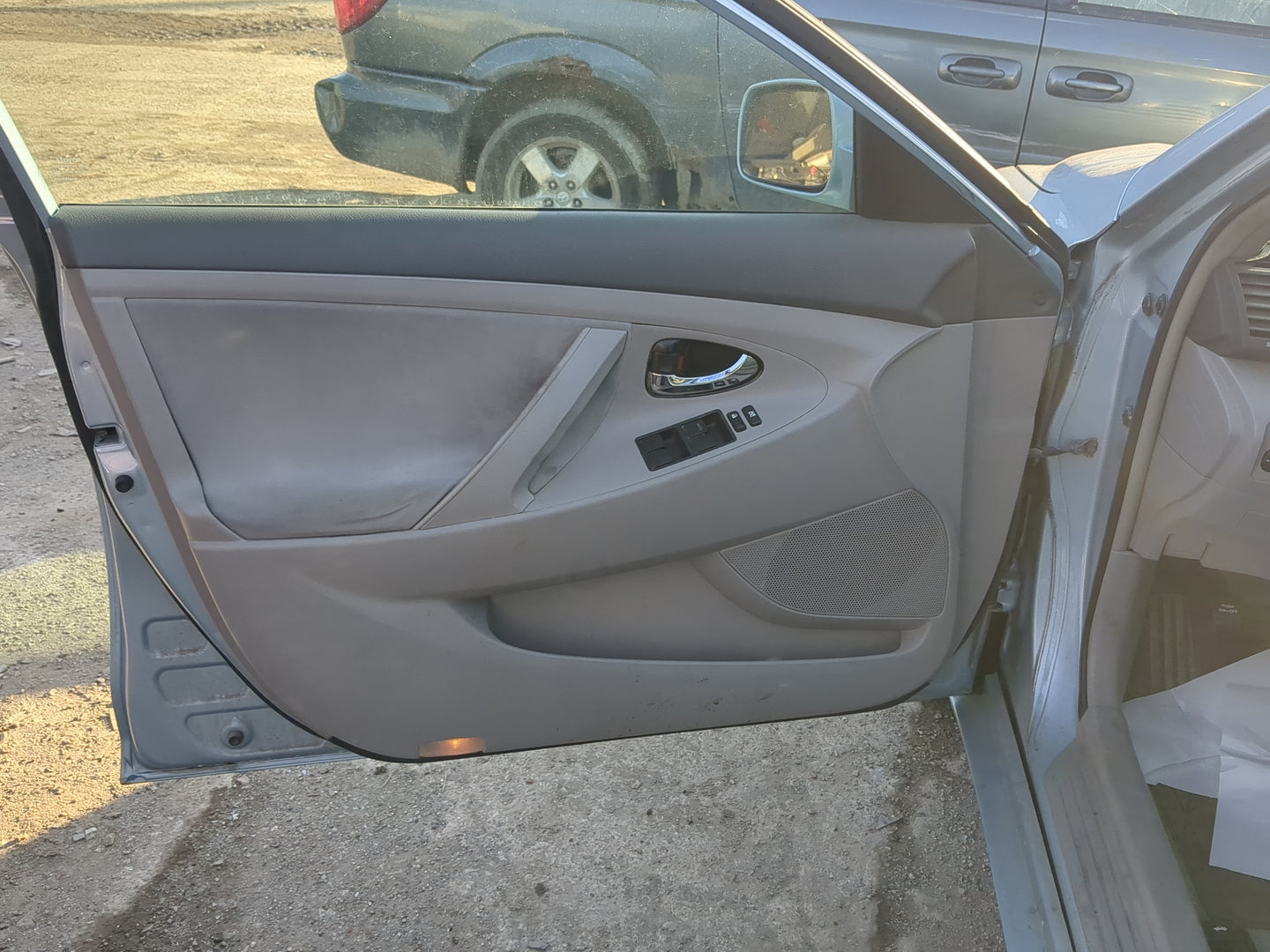 2007 Toyota Camry Front Left Driver Interior Door Panel Trim - Oemusedautoparts1.com