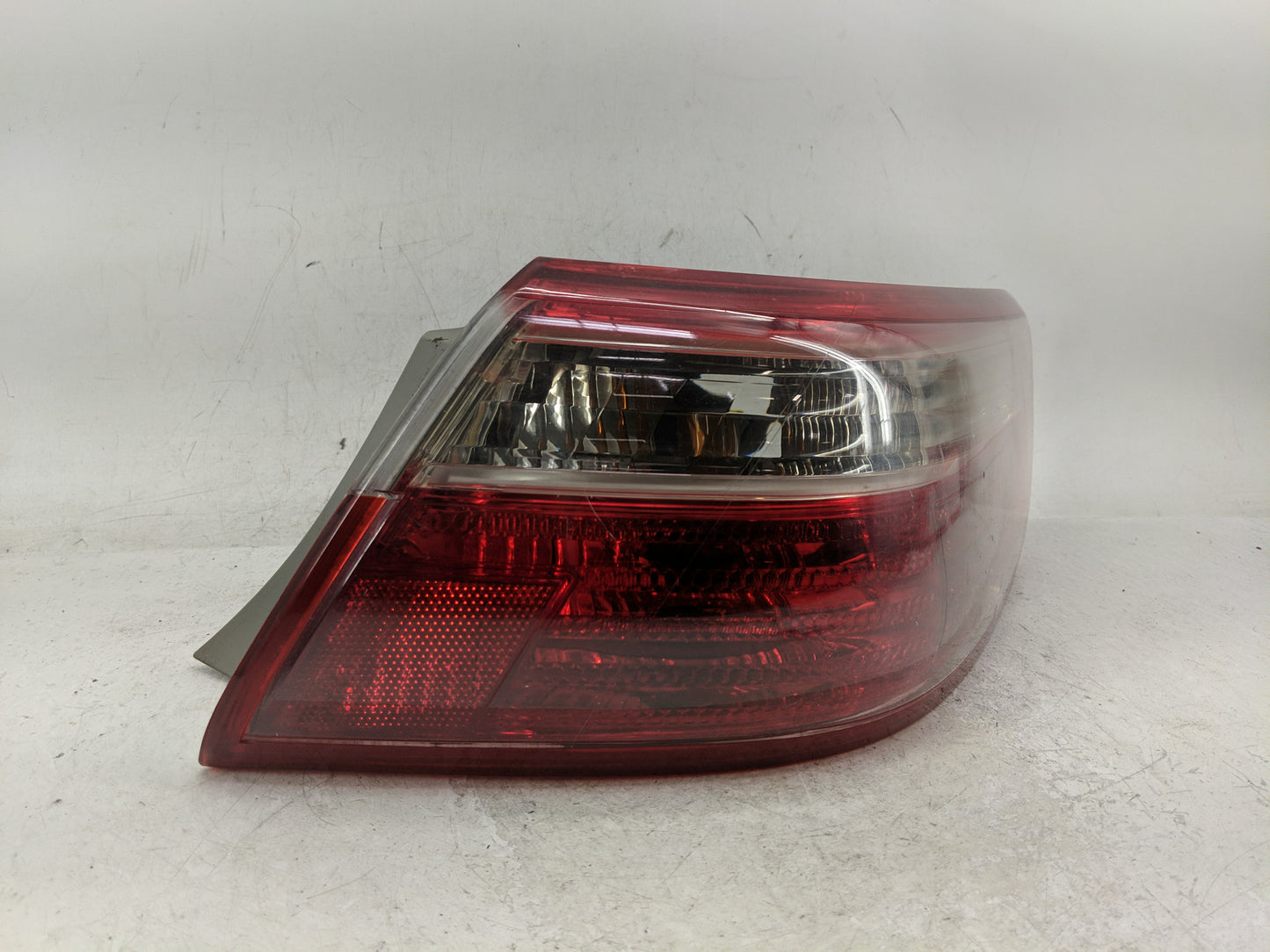 2007-2009 Toyota Camry Tail Light Assembly Passenger Right OEM Fits Fits 2007 2008 2009 OEM Used Auto Parts - Oemusedautopar