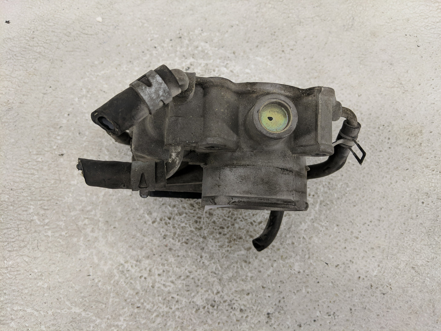 2007-2011 Toyota Camry Throttle Body P/N:22030-0H030 Fits Fits 2006 2007 2008 2009 2010 2011 2012 2013 2014 2015 OEM Used Au