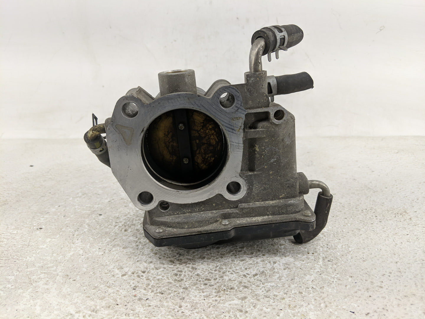 2007-2011 Toyota Camry Throttle Body P/N:22030-0H030 Fits Fits 2006 2007 2008 2009 2010 2011 2012 2013 2014 2015 OEM Used Au