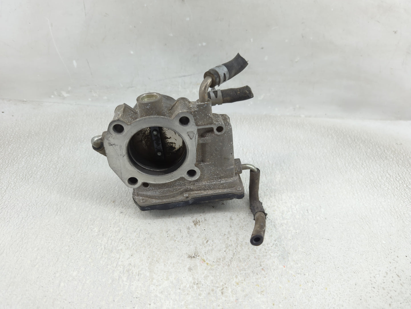 2007-2011 Toyota Camry Throttle Body P/N:22030-0H030 Fits Fits 2006 2007 2008 2009 2010 2011 2012 2013 2014 2015 OEM Used Au