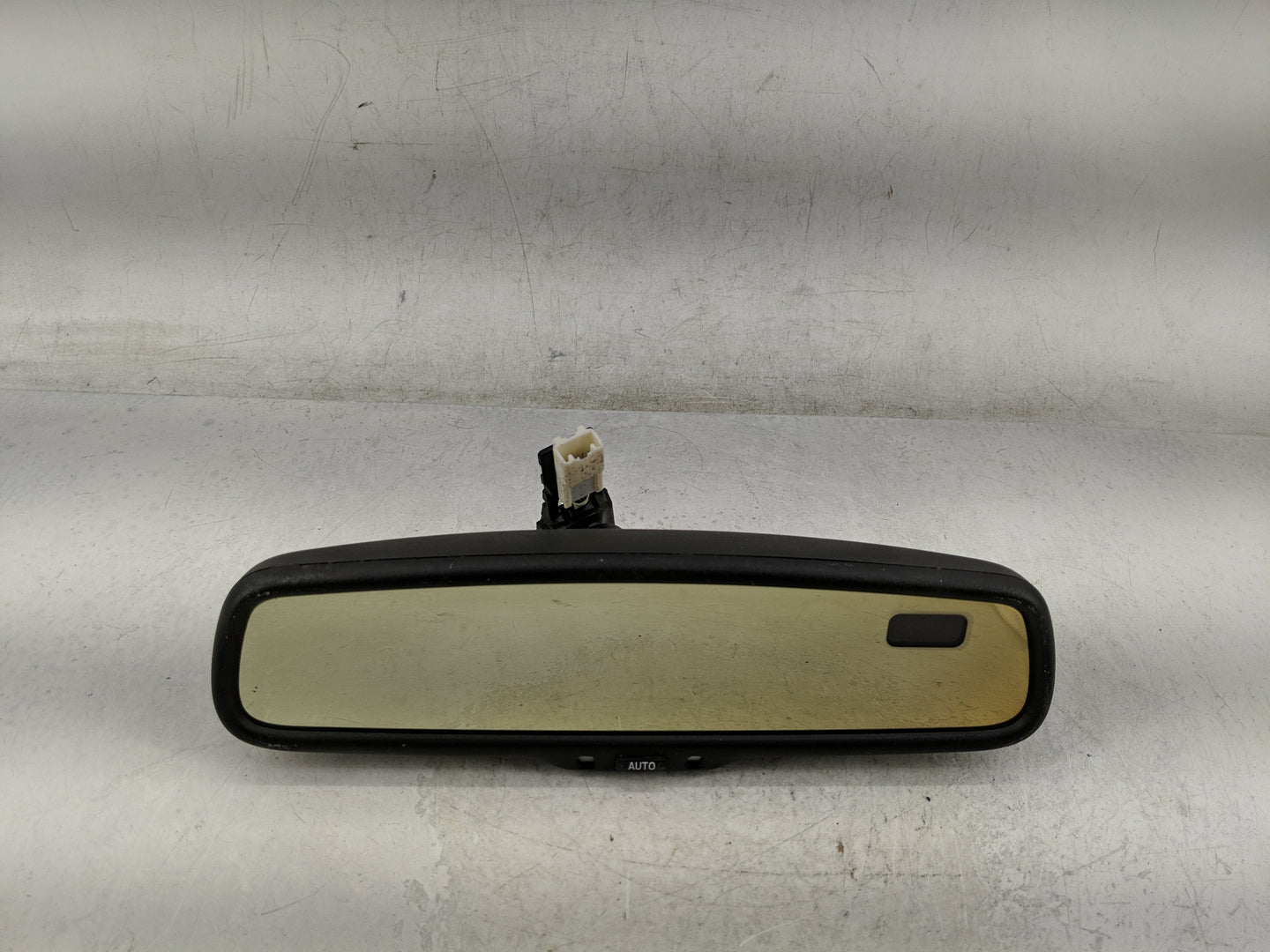 2007-2012 Toyota Camry Interior Rear View Mirror Replacement OEM P/N:267-51368 Fits OEM Used Auto Parts - Oemusedautoparts1.