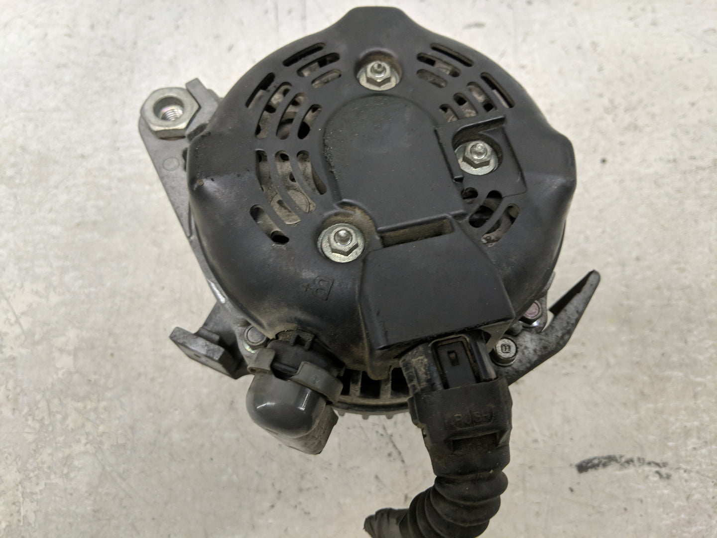 2007-2009 Toyota Camry Alternator Replacement Generator Charging Assembly Engine OEM P/N:27060-28321 104210-4811 Fits OEM Us