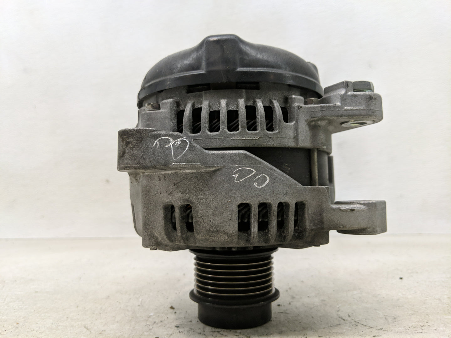 2007-2009 Toyota Camry Alternator Replacement Generator Charging Assembly Engine OEM P/N:27060-28321 104210-4811 Fits OEM Us