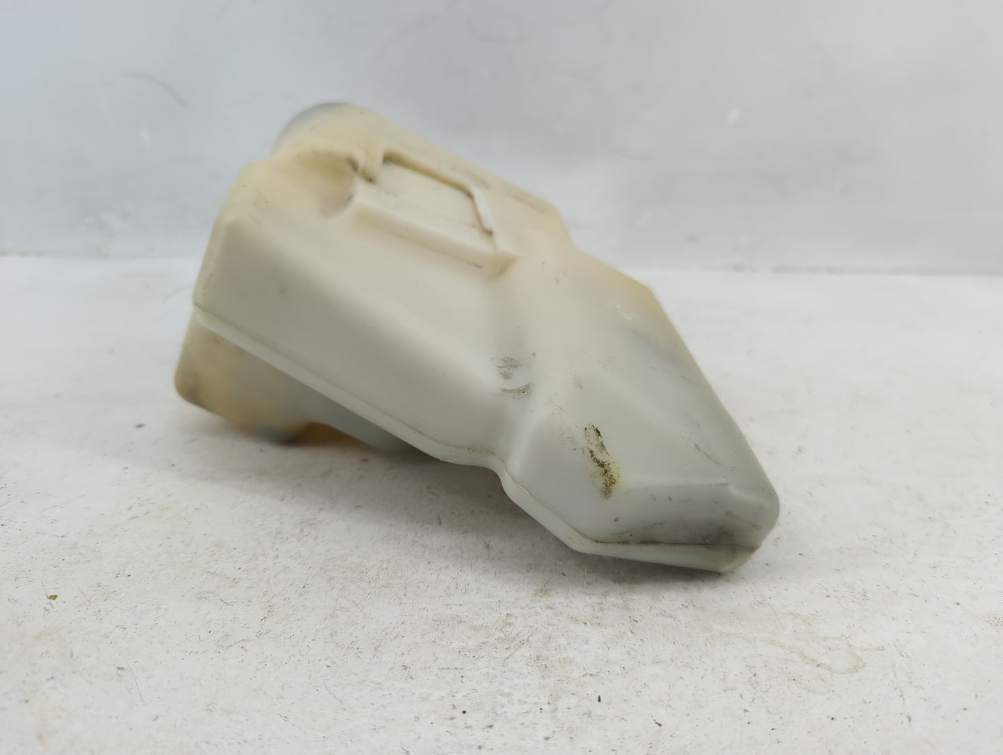 2007-2011 Toyota Camry Radiator Coolant Overflow Expansion Tank Bottle 1369247 - Oemusedautoparts1.com