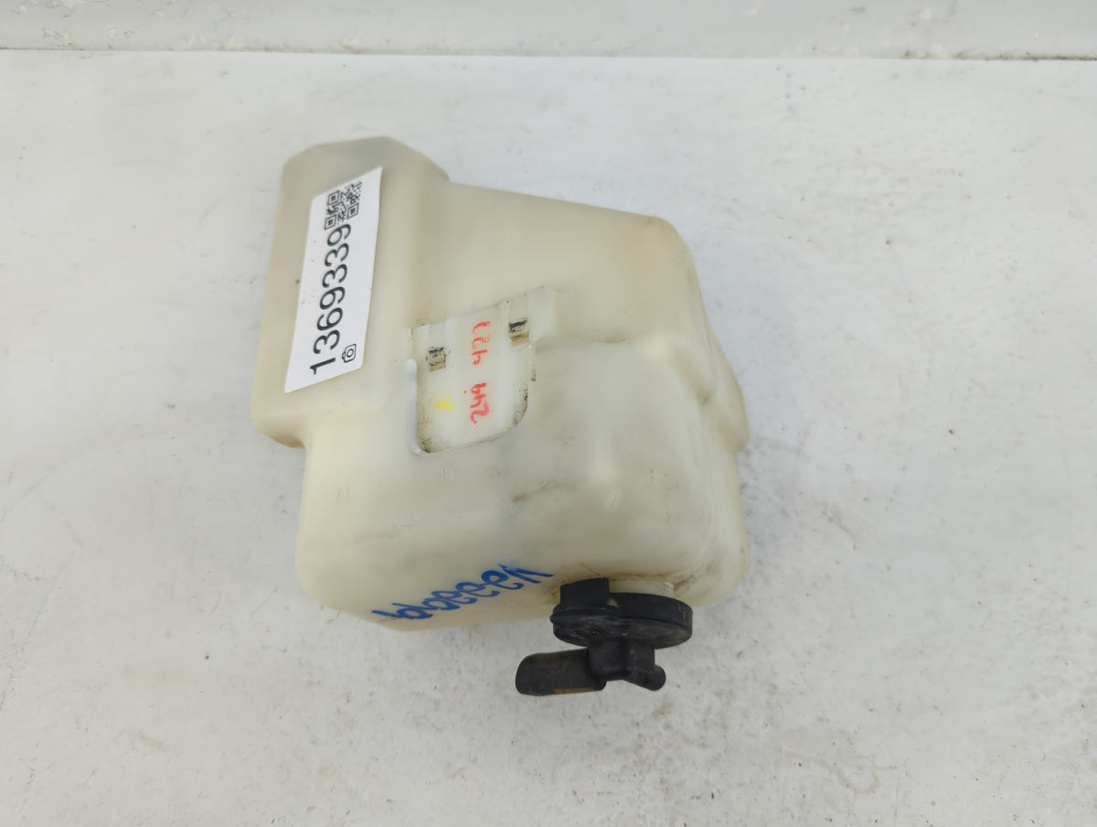 2007-2011 Toyota Camry Radiator Coolant Overflow Expansion Tank Bottle 1369339 - Oemusedautoparts1.com