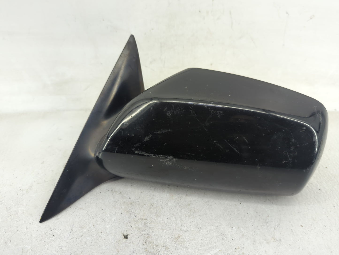 2007-2011 Toyota Camry Driver Side View Mirror - Left Door Mirror OEM Used - Oemusedautoparts1.com