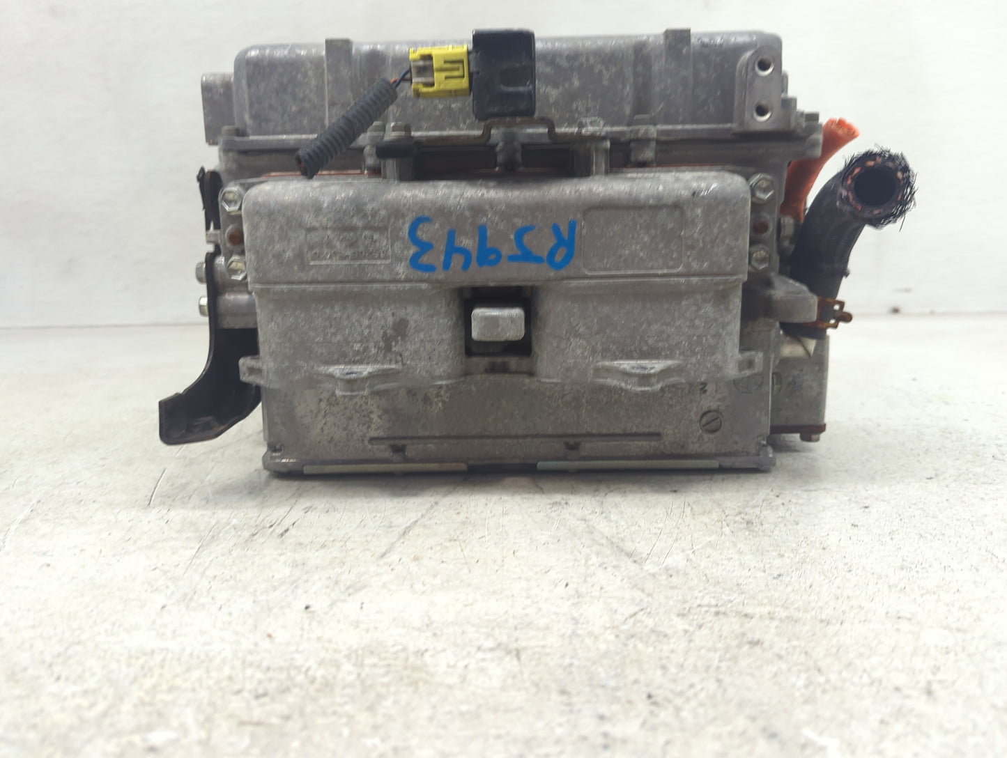 2007-2011 Toyota Camry Hybrid DC Synergy Drive Power Inverter P/N:G9201-33010 Fits Fits 2007 2008 2009 2010 2011 OEM Used Au