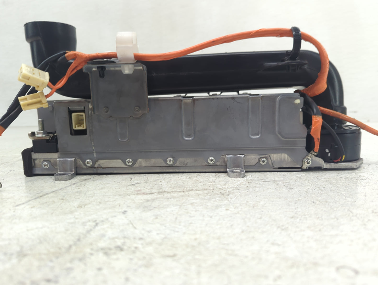 2007 Camry Ac Dc Power Control Module Accessory Computer Power Inverter - Oemusedautoparts1.com