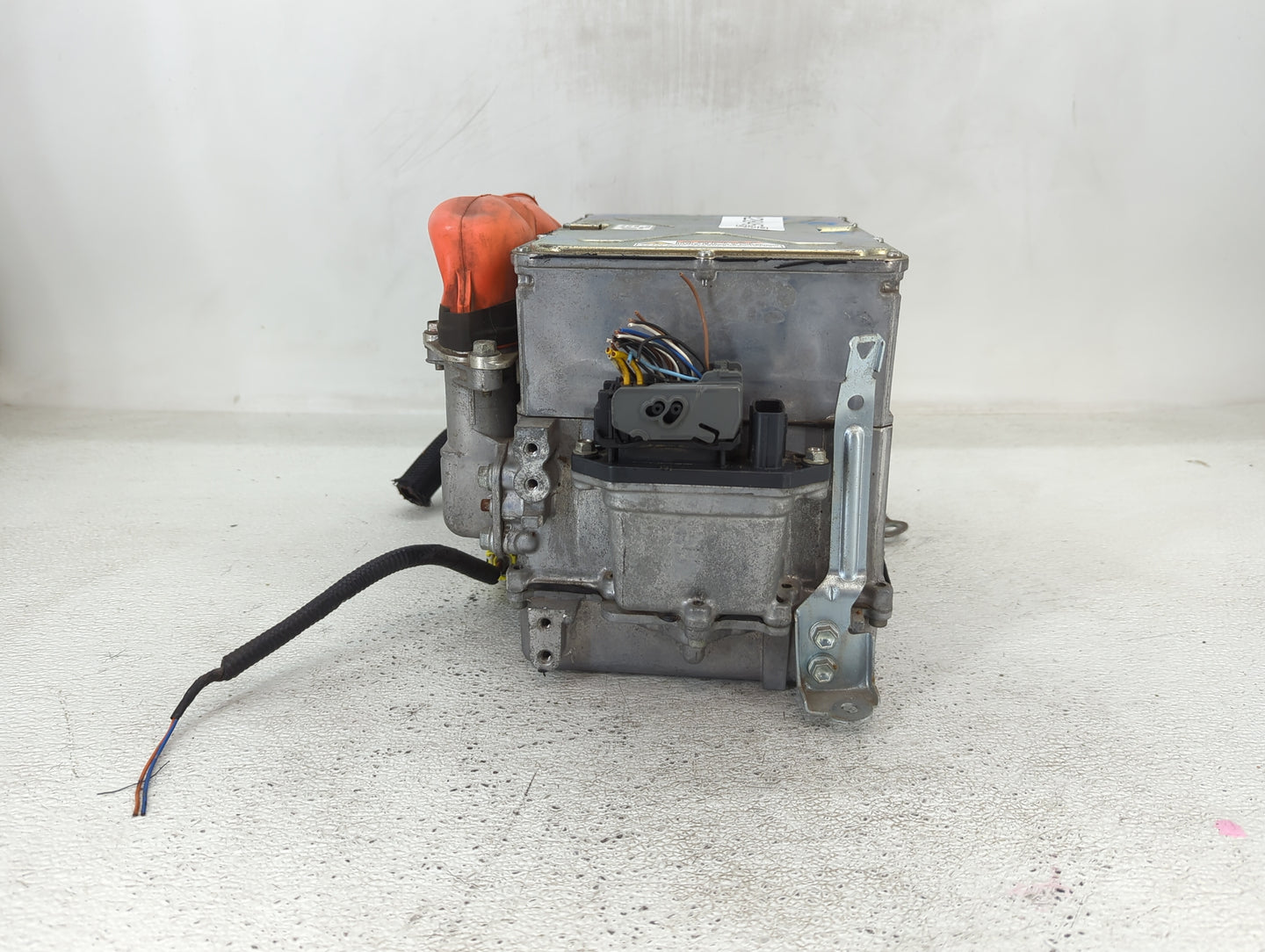 2007-2010 Toyota Camry Hybrid DC Synergy Drive Power Inverter P/N:G9201-33010 Fits Fits 2007 2008 2009 2010 OEM Used Auto Pa