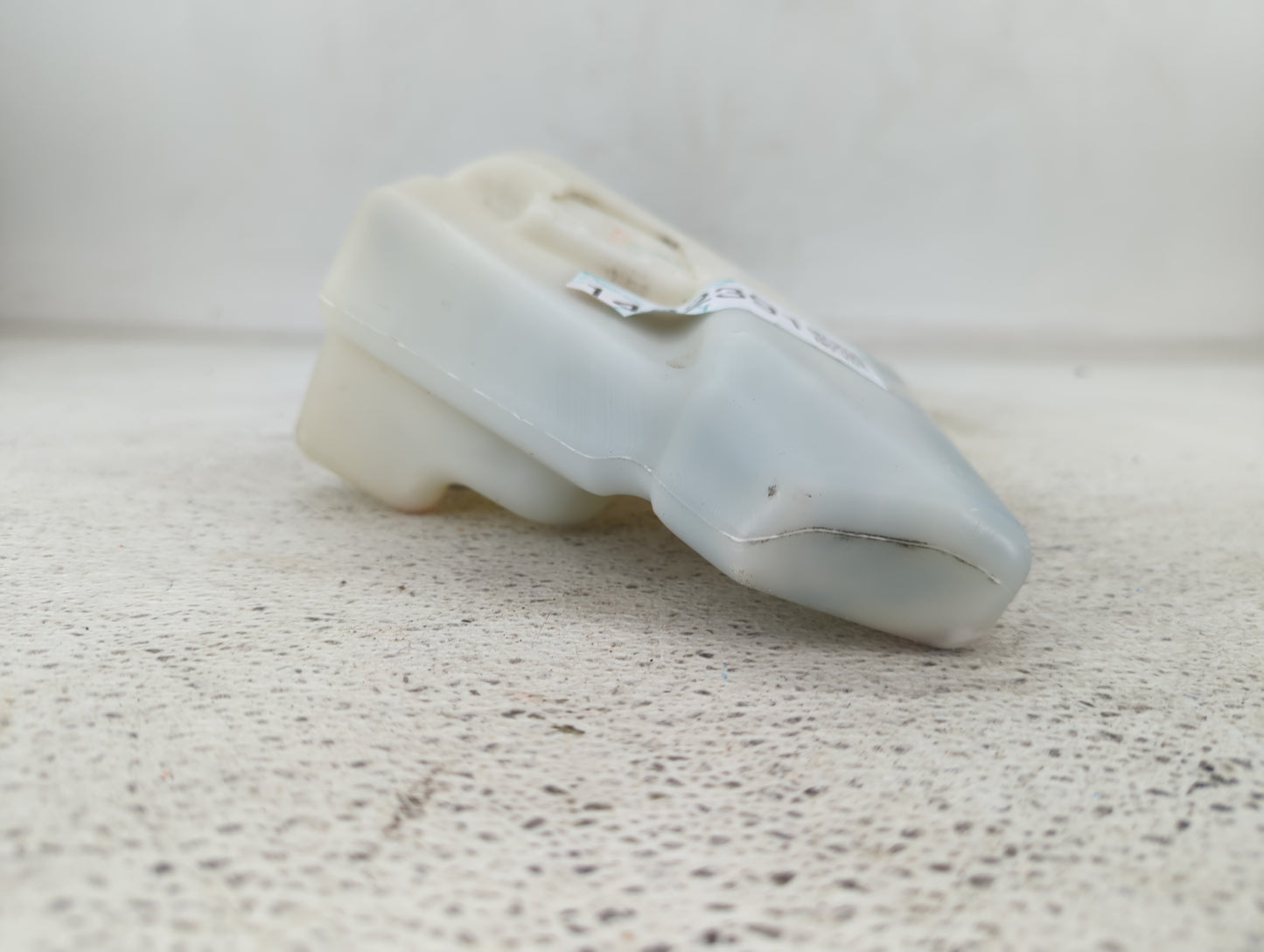 2007-2011 Toyota Camry Radiator Coolant Overflow Expansion Tank Bottle 1432391 - Oemusedautoparts1.com