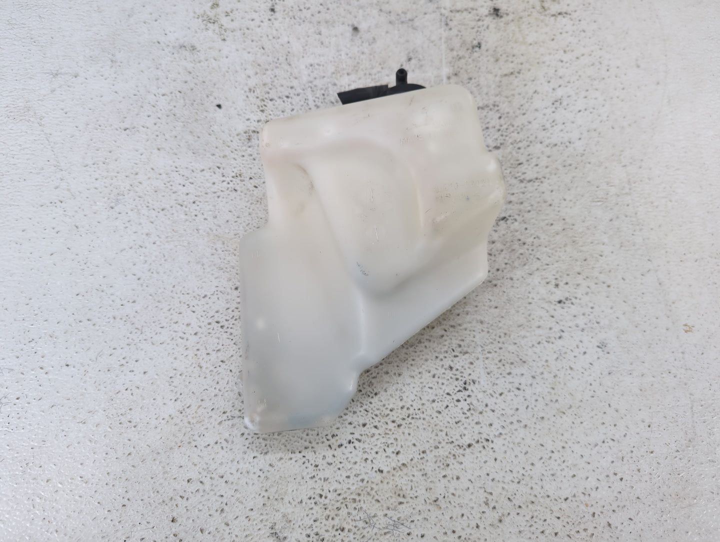 2007-2011 Toyota Camry Radiator Coolant Overflow Expansion Tank Bottle 1432391 - Oemusedautoparts1.com
