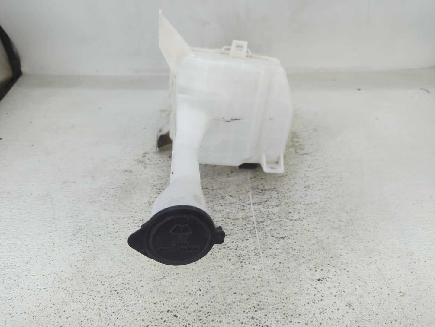 2007-2011 Toyota Camry Windshield Washer Fluid Reservoir Bottle Oem - Oemusedautoparts1.com