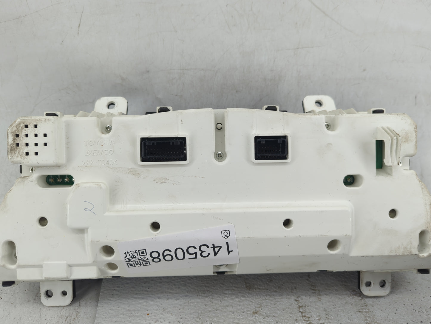 2007-2009 Toyota Camry Instrument Cluster Speedometer Gauges P/N:83800-06Q50-00 TN257430-5666 Fits Fits 2007 2008 2009 OEM U