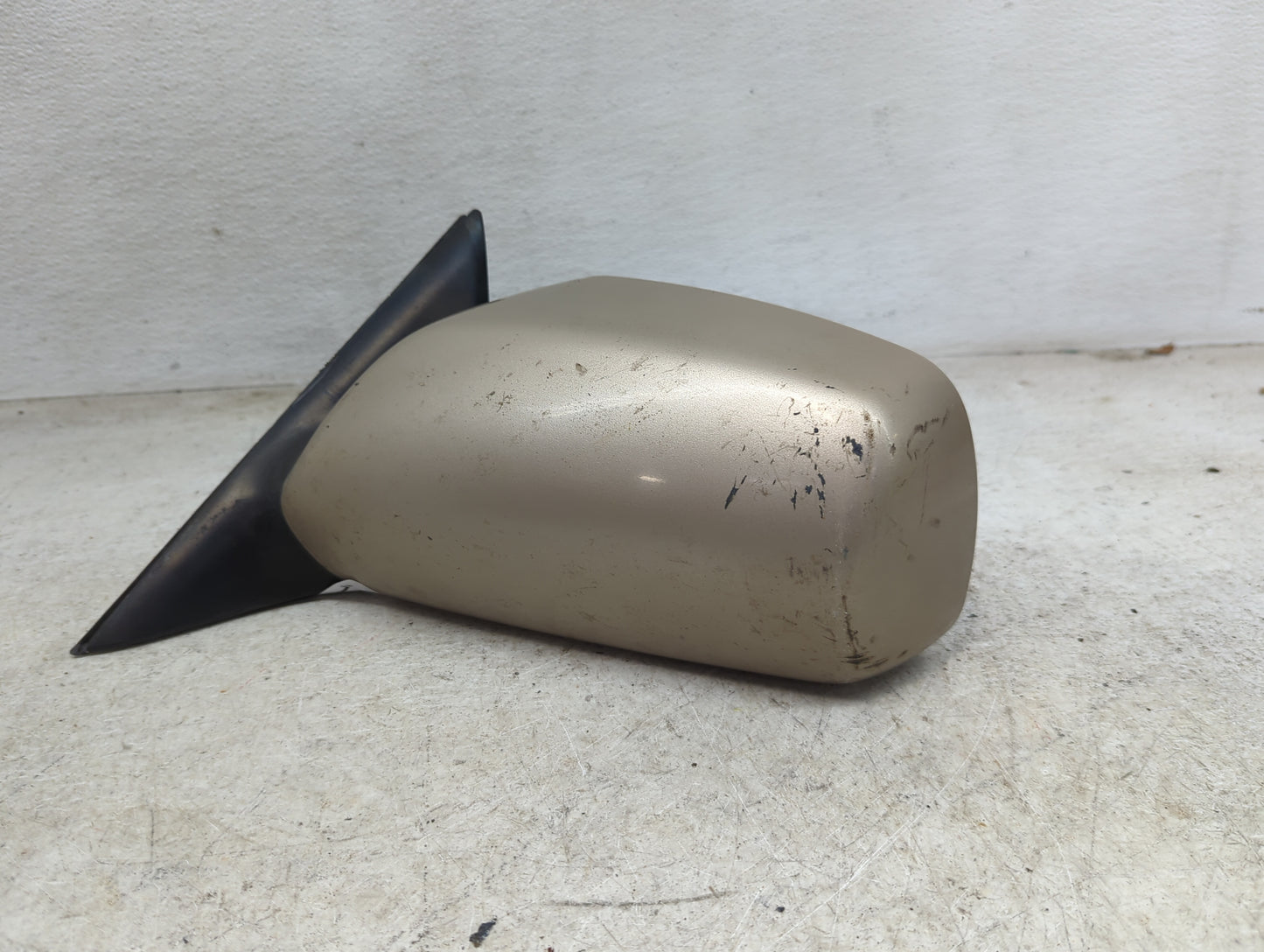 2007-2011 Toyota Camry Driver Side View Mirror - Left Door Mirror OEM Used - Oemusedautoparts1.com